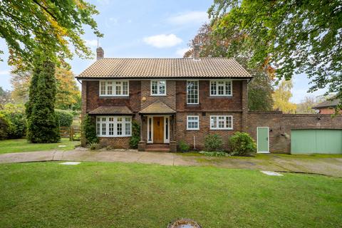 4 bedroom house for sale, The Ridgeway, Fetcham, Leatherhead, KT22