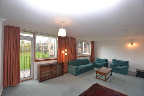 3 bedroom flat to rent, West Grange Gardens, Edinburgh, EH9