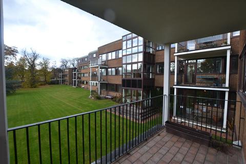 3 bedroom flat to rent, West Grange Gardens, Edinburgh, EH9