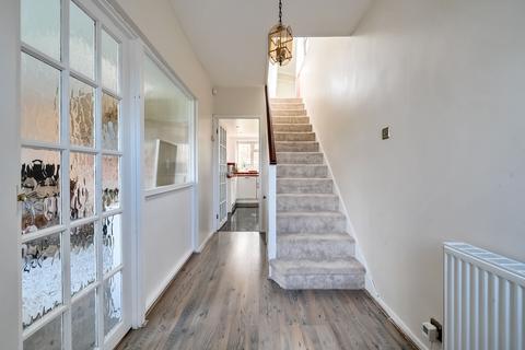 73 Gallys Road, Windsor, SL4 5QS