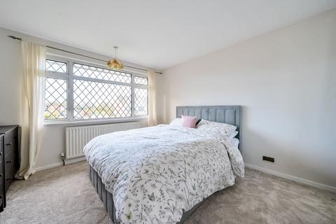 73 Gallys Road, Windsor, SL4 5QS