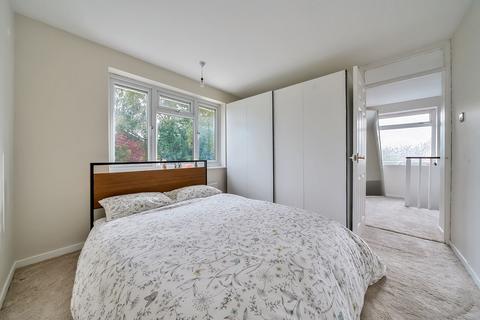 73 Gallys Road, Windsor, SL4 5QS