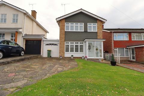 3 bedroom detached house for sale, Upper Lambricks, Rayleigh, SS6