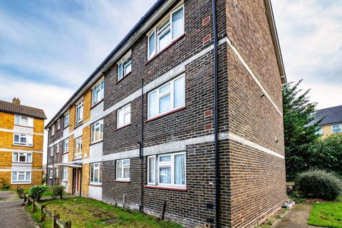 2 bedroom apartment for sale, Crown Lane, Bromley BR2