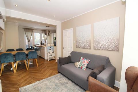 6 Pylbrook Road, Sutton, SM1 1QZ