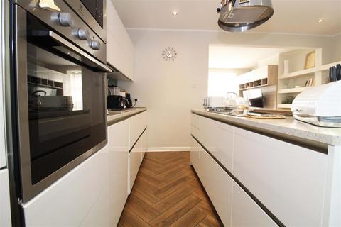 6 Pylbrook Road, Sutton, SM1 1QZ