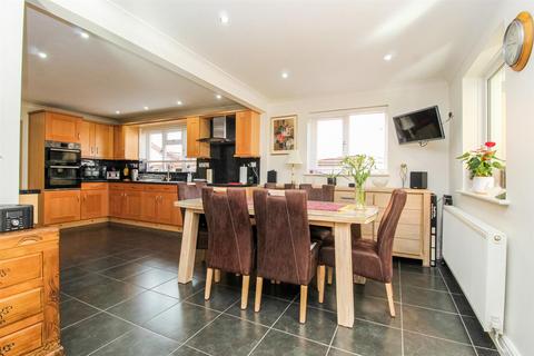23 Ash Grove, Stanley, Wakefield, WF3 4JY