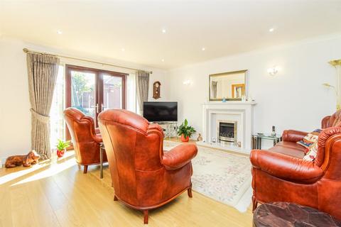 23 Ash Grove, Stanley, Wakefield, WF3 4JY