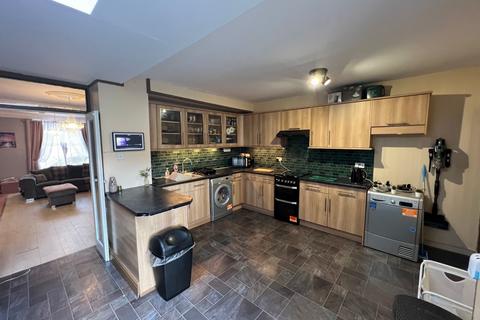 3 bedroom terraced house for sale, Ninian Street, Treherbert - Treherbert