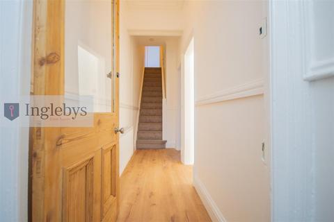 3 bedroom terraced house to rent, Oxford Street, Saltburn-By-The-Sea