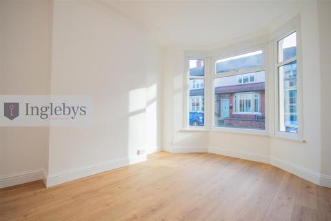 3 bedroom terraced house to rent, Oxford Street, Saltburn-By-The-Sea