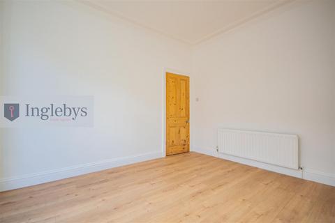 3 bedroom terraced house to rent, Oxford Street, Saltburn-By-The-Sea