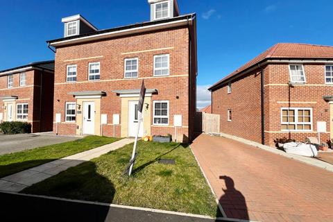 3 bedroom townhouse for sale, Gibside Way, Spennymoor