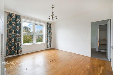 2 bedroom flat to rent, Amhurst Road, London