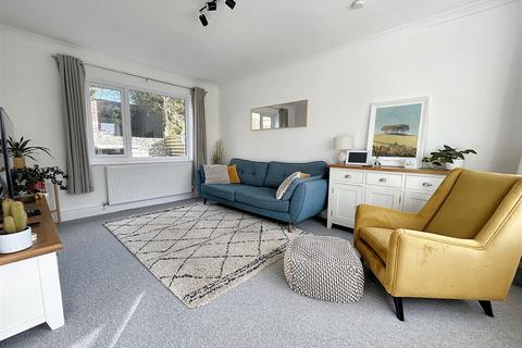 31 Gwel An Nans, Probus, Truro, TR2 4ND