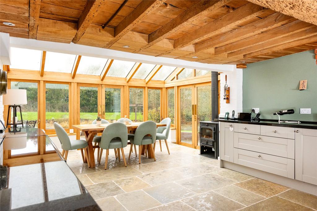 Kitchen/Breakfast