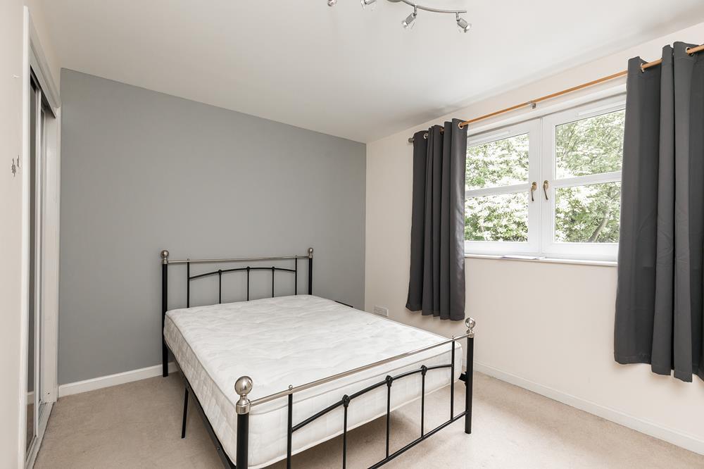 Bedroom.1.2 (002)