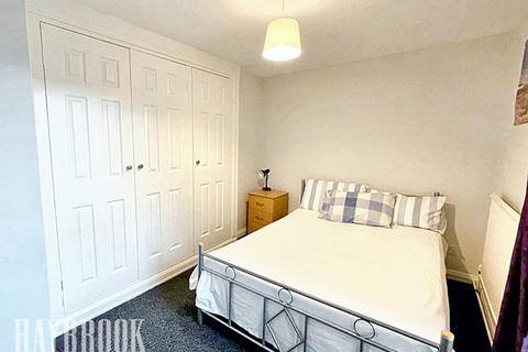 161 Crookes, Sheffield, S10 1UD
