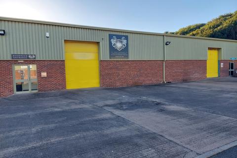 Industrial unit to rent, Eakring Road, Newark NG22