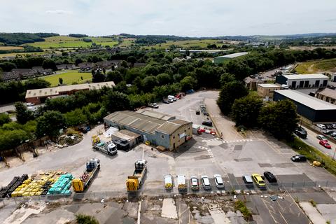 Industrial unit to rent, Forge Lane, Dewsbury WF12