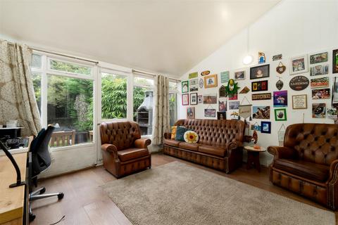 3 bedroom terraced house for sale, Belgrave Road, Wanstead