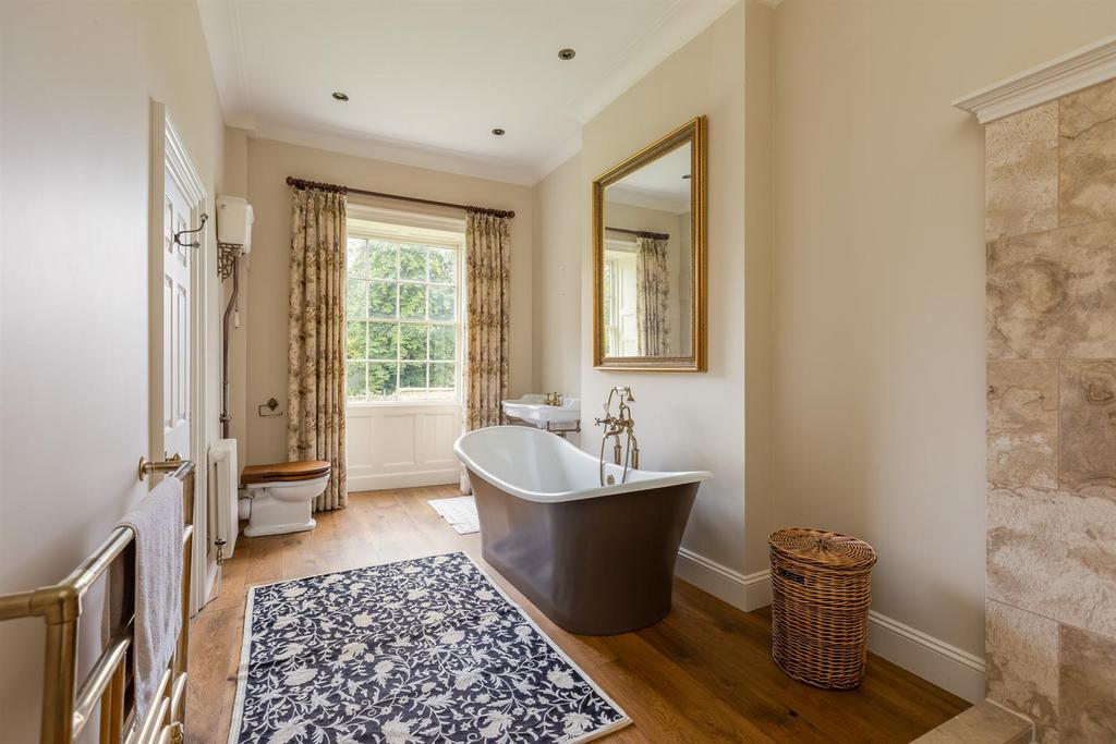 Principal Bedroom Suite