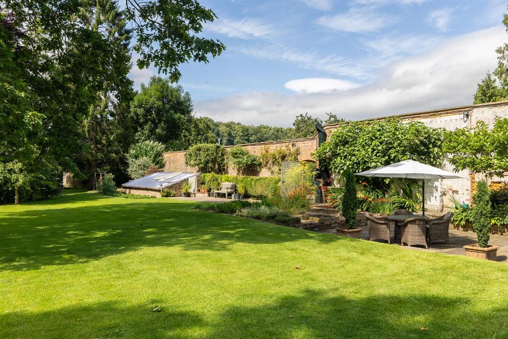 Walled Garden