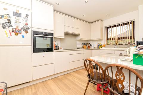 2 bedroom apartment for sale, Fremington Court, Herbert Road, New Milton, Hampshire, BH25