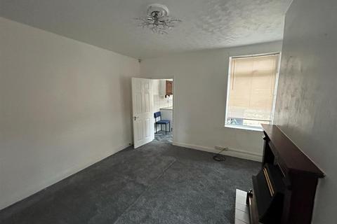 2 bedroom property to rent, North Street, Sutton-In-Ashfield NG17