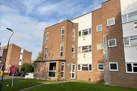 17 Kempton Close, Erith, DA8 3SR