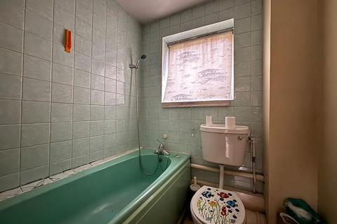 17 Kempton Close, Erith, DA8 3SR
