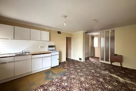 17 Kempton Close, Erith, DA8 3SR