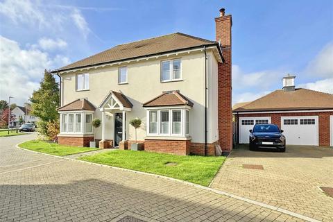 4 bedroom detached house for sale, Maple Close, Black Notley, Braintree