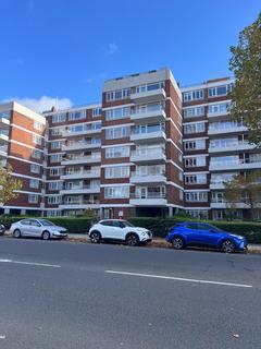 2 bedroom flat to rent, Regents Park Road, London, N3