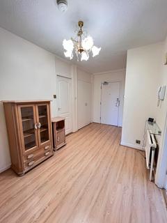 2 bedroom flat to rent, Regents Park Road, London, N3