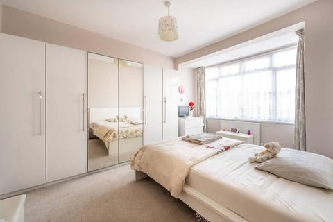 3 bedroom house for sale, Winchester Road, Highams Park, London, E4