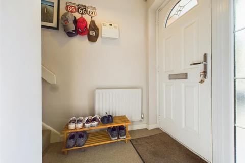 9 Boyce Gardens, Nottingham, NG3 3FB