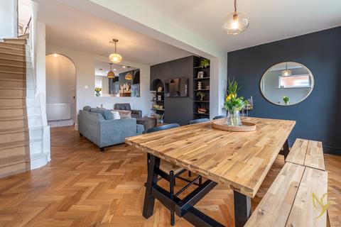 222 Hylton Road, Worcester, WR2 5LA