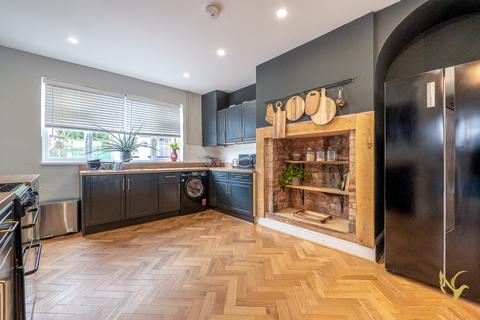 222 Hylton Road, Worcester, WR2 5LA