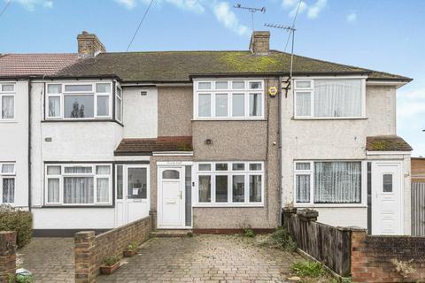 2 bedroom terraced house for sale, Cranford Avenue, Staines-upon-Thames, Surrey, TW19