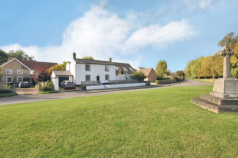 3 bedroom detached house for sale, Station Road, Cambridge CB25