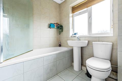 47 Oswald Close, Fetcham, Leatherhead, KT22 9UA