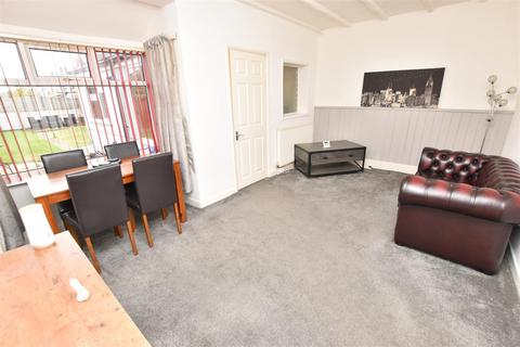 192 Columbia Road, Grimsby, DN32 8EE