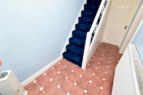 192 Columbia Road, Grimsby, DN32 8EE