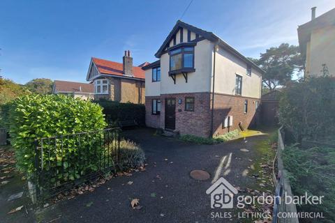 4 bedroom detached house for sale, Brackendale Road, Bournemouth BH8