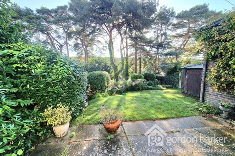 4 bedroom detached house for sale, Brackendale Road, Bournemouth BH8