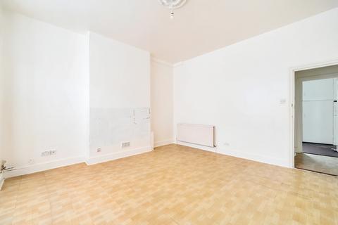 2 bedroom apartment for sale, Venner Road, London