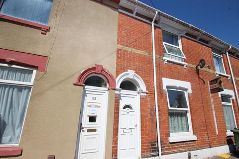 4 bedroom terraced house to rent, Hudson Road