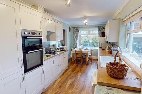 82 Church Road, Braunston, Daventry, NN11 7HQ