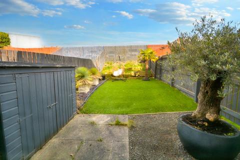 66 Springfield Road, Lofthouse, Wakefield, WF3 3FN